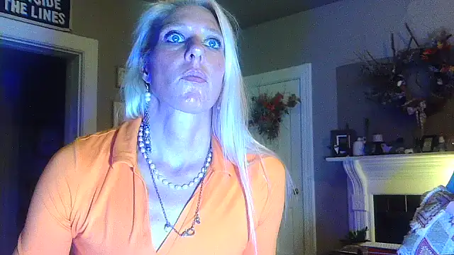 Glamazonx online show from 4, 11, 2025