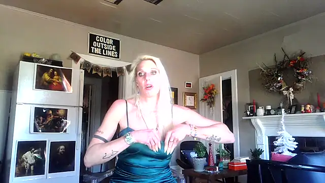 Glamazonx online show from 12, 11, 2025