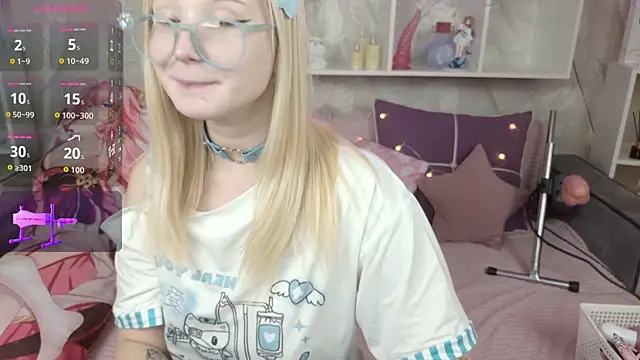 MeowkaKitty online show from 3, 11, 2025