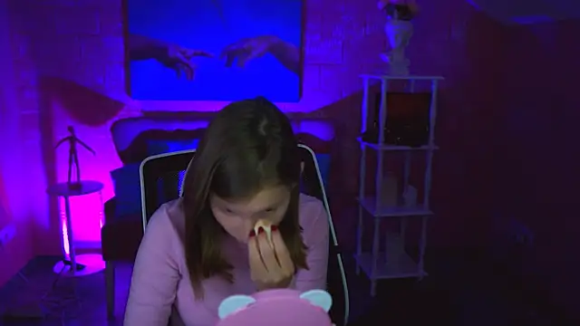 Snapshot of EllaHorton chatting on 10, 11, 2025 EllaHorton online show from 10, 11, 2025