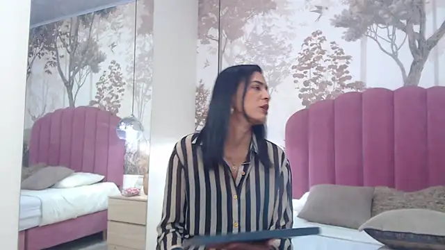 JoannaCox online show from 1, 3, 2025