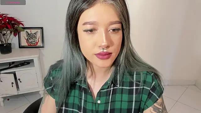 kat apple online show from 22, 11, 2025