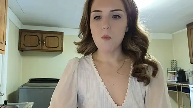 Snapshot of sexylilly69 chatting on 27, 2, 2026 sexylilly69 online show from 27, 2, 2026