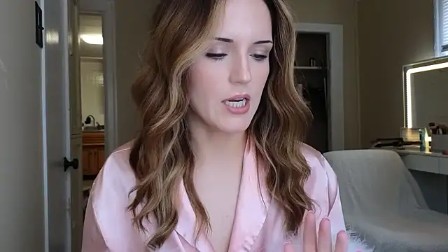 Snapshot of sexylilly69 chatting on 10, 3, 2026 sexylilly69 online show from 10, 3, 2026