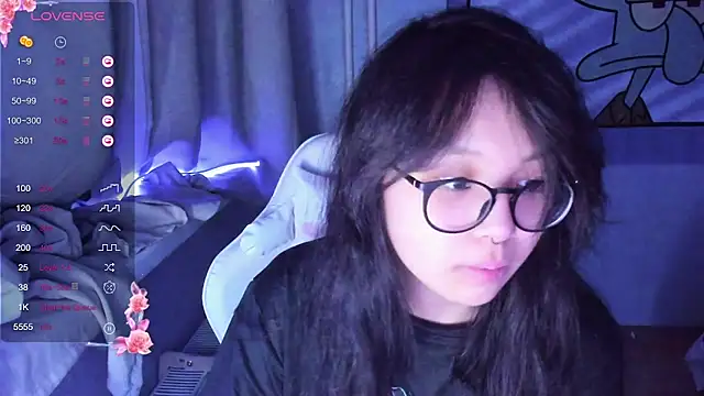 Snapshot of maydaykimmy chatting on 7, 1, 2025 maydaykimmy online show from 7, 1, 2025