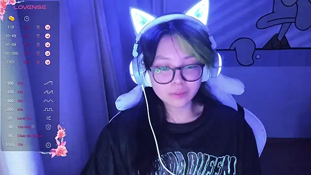 Snapshot of maydaykimmy chatting on 15, 1, 2025 maydaykimmy online show from 15, 1, 2025