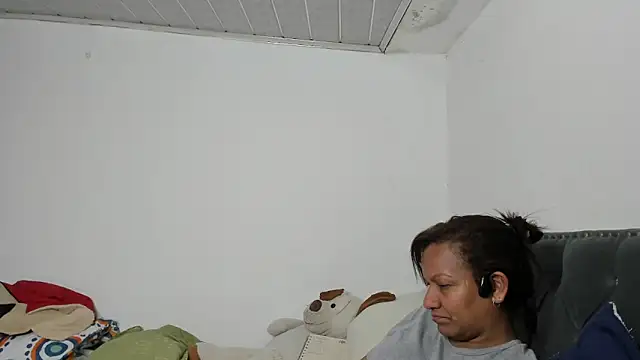 Laflaka22 online show from 4, 10, 2025