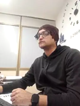 ClarkGiven online show from 25, 11, 2025