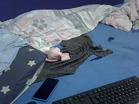 Snapshot of prettyviel chatting on 2, 3, 2026 prettyviel online show from 2, 3, 2026