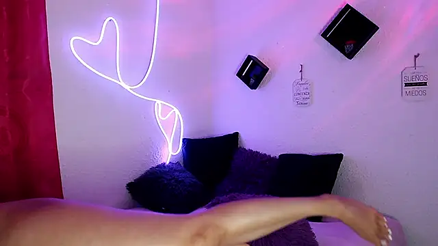 Snapshot of agatha_lovee chatting on 7, 3, 2025 agatha lovee online show from 7, 3, 2025