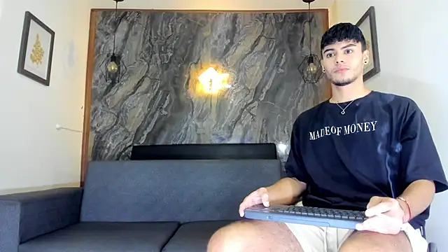 liam genner  online show from 8, 2, 2025