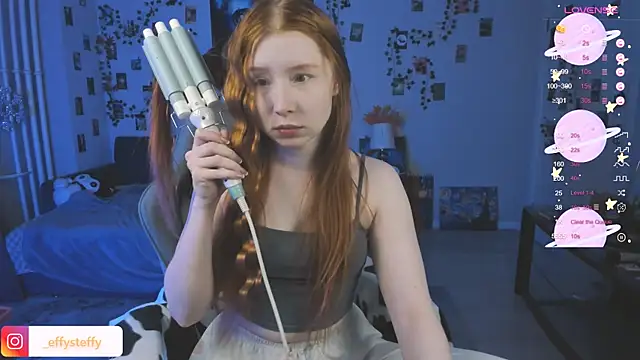 Snapshot of CallMeEffy1 chatting on 10, 10, 2025 CallMeEffy1 online show from 10, 10, 2025