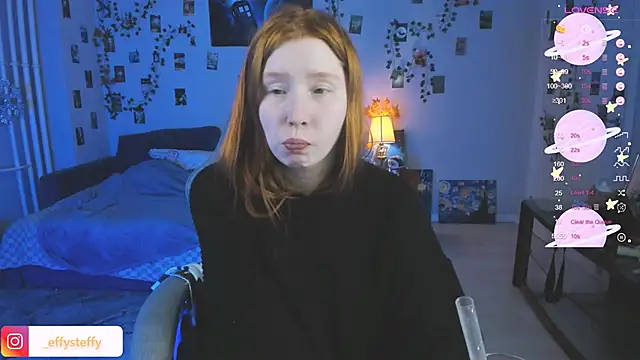 Snapshot of CallMeEffy1 chatting on 13, 10, 2025 CallMeEffy1 online show from 13, 10, 2025