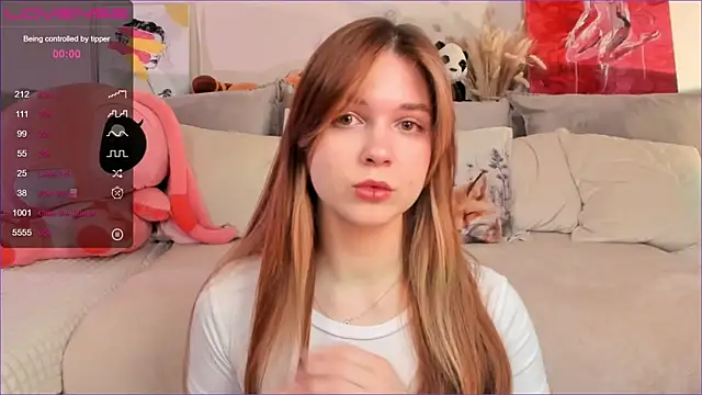 Snapshot of Frau_Lina chatting on 1, 11, 2025 Frau Lina online show from 1, 11, 2025