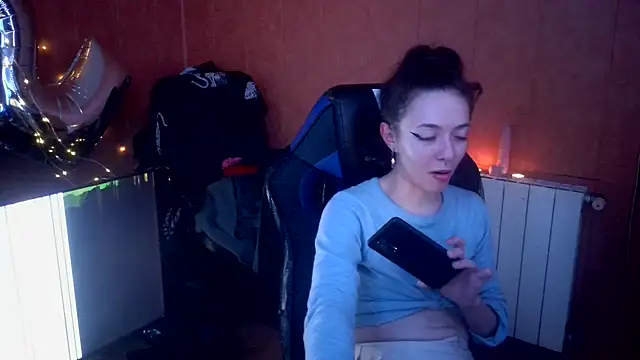 Snapshot of Lia_Y_PatrickX chatting on 23, 12, 2024 Lia Y PatrickX online show from 23, 12, 2024