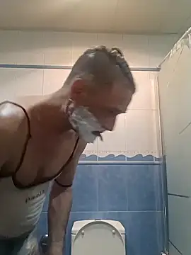 Snapshot of Lia_Y_PatrickX chatting on 18, 1, 2025 Lia Y PatrickX online show from 18, 1, 2025