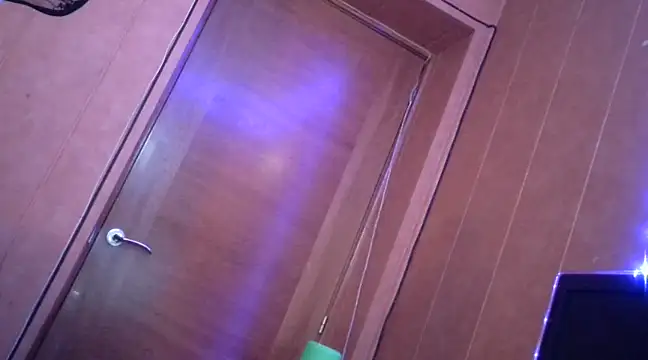 Snapshot of Lia_Y_PatrickX chatting on 14, 3, 2025 Lia Y PatrickX online show from 14, 3, 2025