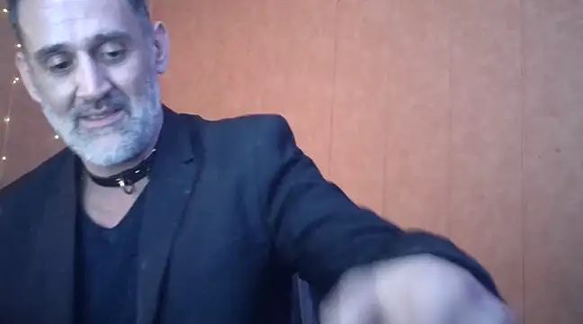 Snapshot of Lia_Y_PatrickX chatting on 15, 3, 2025 Lia Y PatrickX online show from 15, 3, 2025