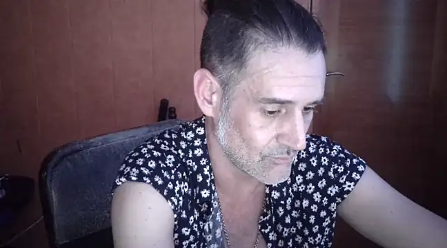 Snapshot of Lia_Y_PatrickX chatting on 20, 3, 2025 Lia Y PatrickX online show from 20, 3, 2025