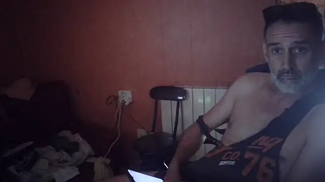 Snapshot of Lia_Y_PatrickX chatting on 10, 9, 2025 Lia Y PatrickX online show from 10, 9, 2025