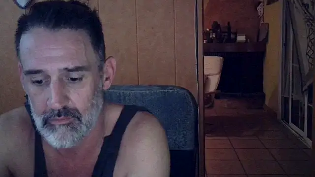 Snapshot of Lia_Y_PatrickX chatting on 18, 9, 2025 Lia Y PatrickX online show from 18, 9, 2025