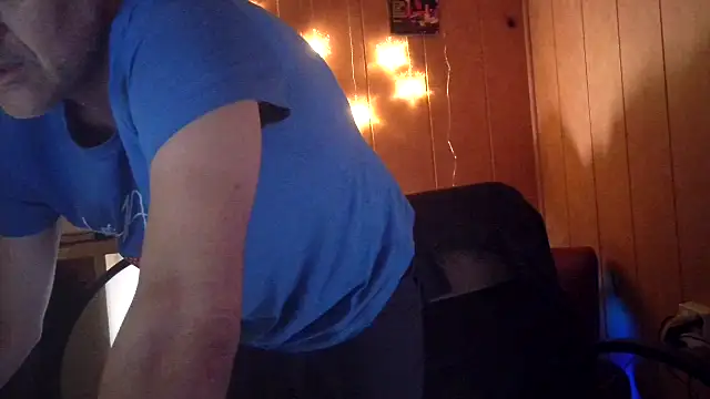 Snapshot of Lia_Y_PatrickX chatting on 18, 11, 2025 Lia Y PatrickX online show from 18, 11, 2025