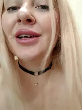 LadyLolyPop  online show from 4, 11, 2025