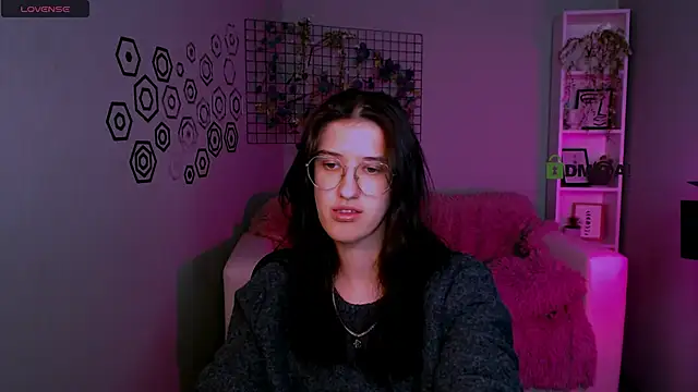 scarlet mooore online show from 11, 11, 2025