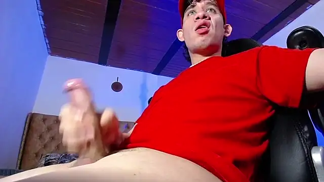 Snapshot of cute_eidenx chatting on 19, 2, 2026 cute eidenx online show from 19, 2, 2026