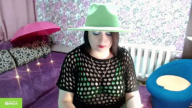 Snapshot of Julia-ru chatting on 28, 10, 2025 Julia-ru online show from 28, 10, 2025