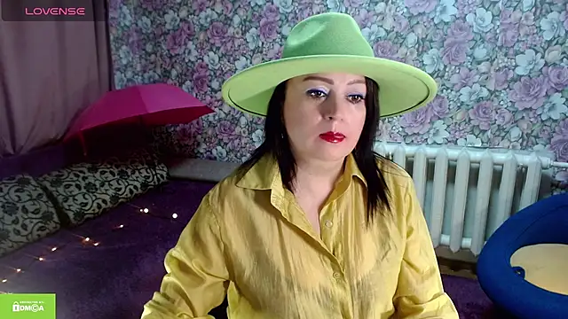 Snapshot of Julia-ru chatting on 18, 11, 2025 Julia-ru online show from 18, 11, 2025