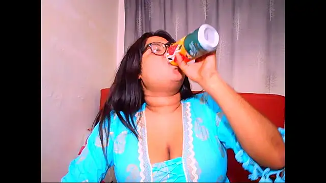 Indian Lola00 online show from 28, 11, 2025