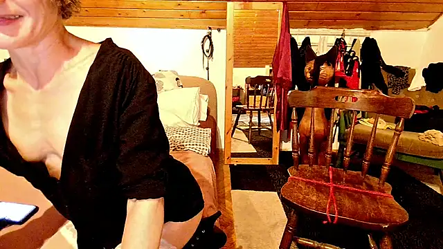 Snapshot of Hot_Colettte chatting on 13, 12, 2024 Hot Colettte online show from 13, 12, 2024