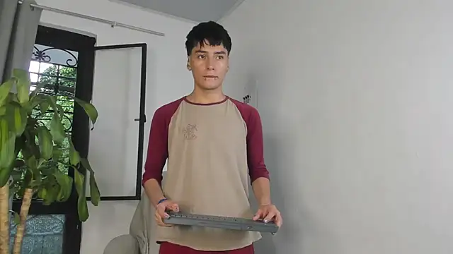 sebas rose online show from 19, 10, 2025