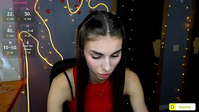 EmmyGreans online show from 8, 10, 2025