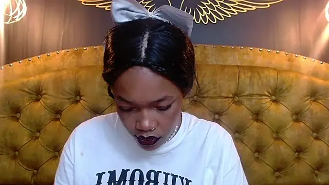CrystalBrooke3x online show from 18, 12, 2024