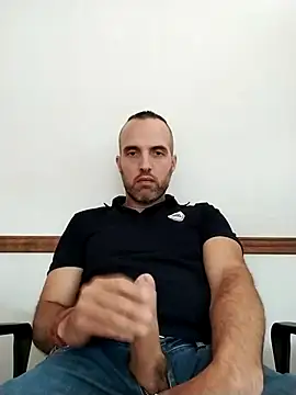 leon3875 online show from 6, 1, 2025