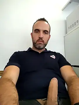 leon3875 online show from 27, 2, 2025