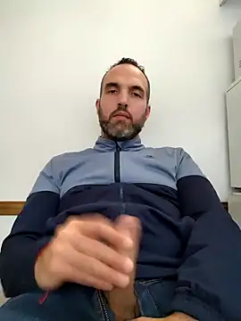 leon3875 online show from 24, 9, 2025