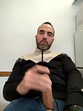 leon3875 online show from 26, 9, 2025