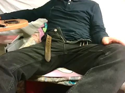 Giulio35 Pika online show from 4, 12, 2025