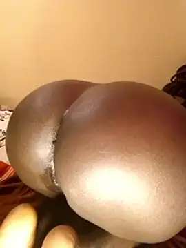 Misskhalifa  online show from 30, 11, 2025