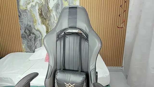 Snapshot of Lili_16 chatting on 15, 11, 2025 Lili 16 online show from 15, 11, 2025