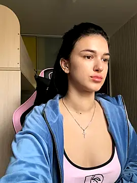 Julietta a online show from 11, 11, 2025