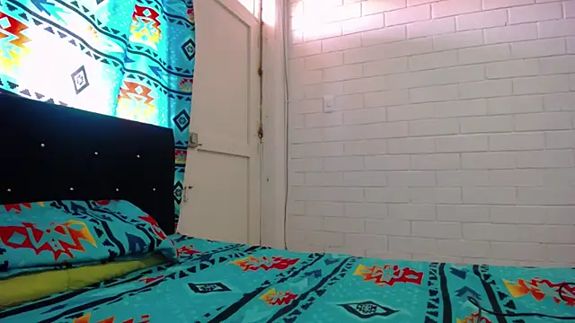 Snapshot of GiveLove1 chatting on 21, 2, 2025 GiveLove1 online show from 21, 2, 2025