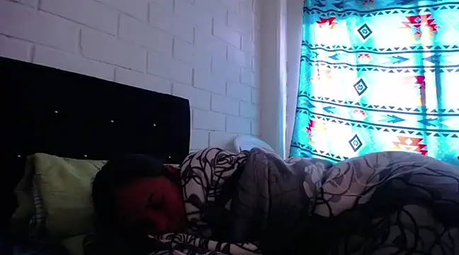 Snapshot of GiveLove1 chatting on 1, 3, 2025 GiveLove1 online show from 1, 3, 2025