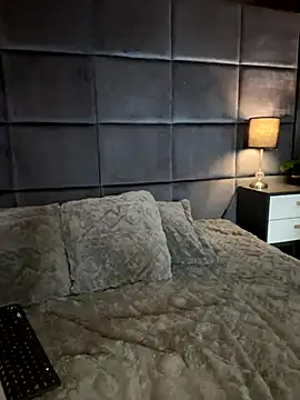 Snapshot of CHERRYY_BOMB_ chatting on 15, 11, 2025 CHERRYY BOMB online show from 15, 11, 2025