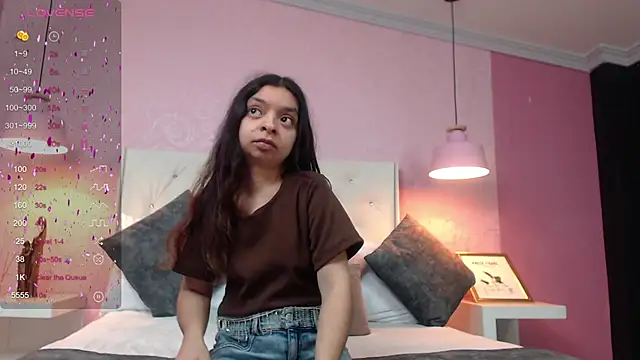 CharlotteMuller online show from 4, 1, 2025