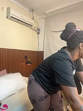 chanel brunette online show from 10, 10, 2025