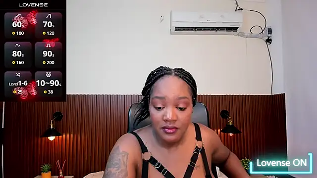 chanel brunette online show from 16, 11, 2025